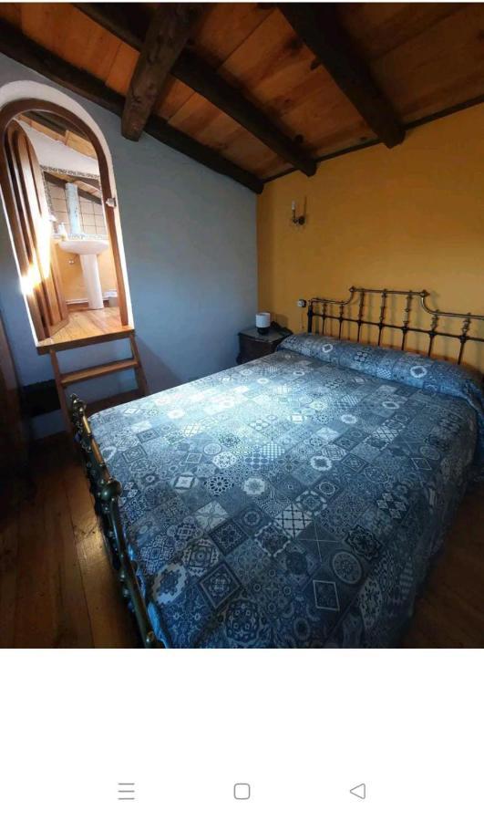 Chalet Peonias